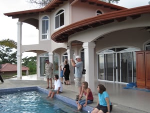 Look a this lifestyle, no wonder so many north Americans are living in Costa Rica